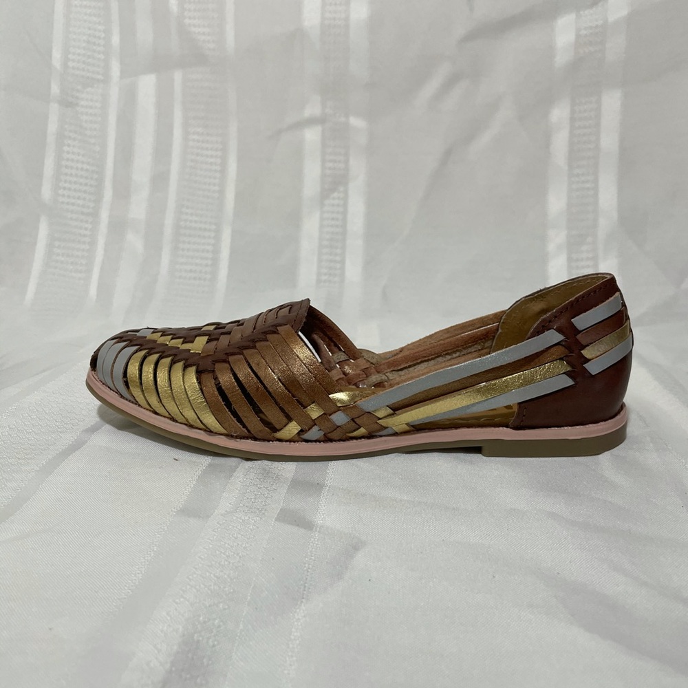 Traditional sandals - Picture 5 of 5